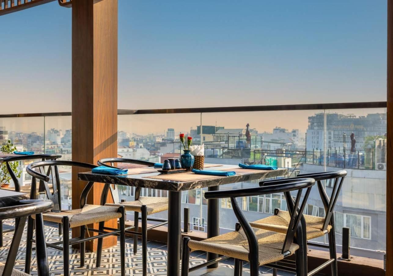 Khách sạn Artisan Hoan Kiem 4*